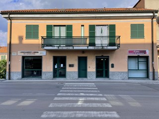 Casa Indipendente in Vendita a Cairo Montenotte, 350'000€, 240 m²