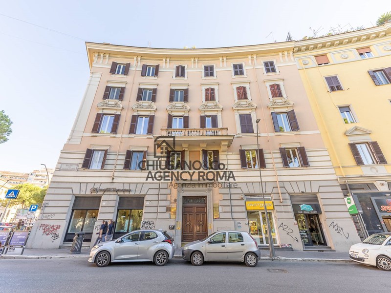 Quadrilocale in Vendita a Roma, 500'000€, 100 m²