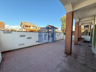 Trilocale in Vendita a Pomezia, 175'000€, 90 m²