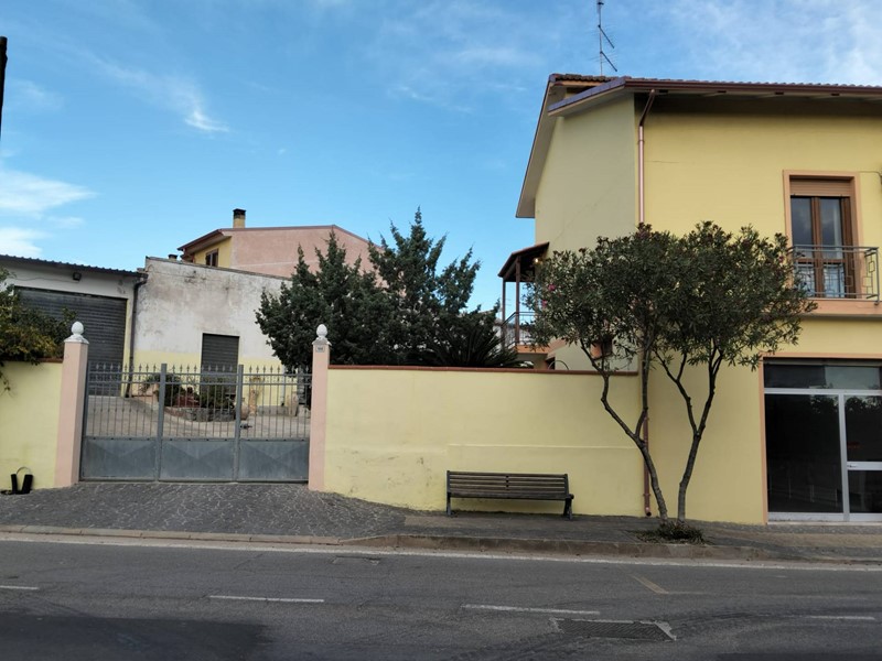 Casa Indipendente in Vendita a Nuraminis, 169'000€, 180 m²