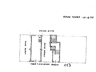Negozio in Affitto a Brindisi, 600€, 84 m²