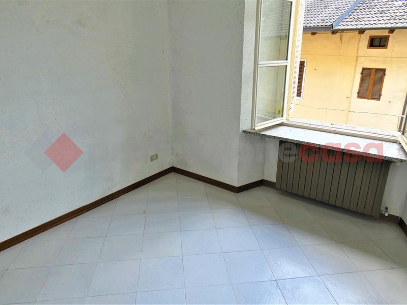 Quadrilocale in Vendita a Perrero, 21'000€, 97 m²