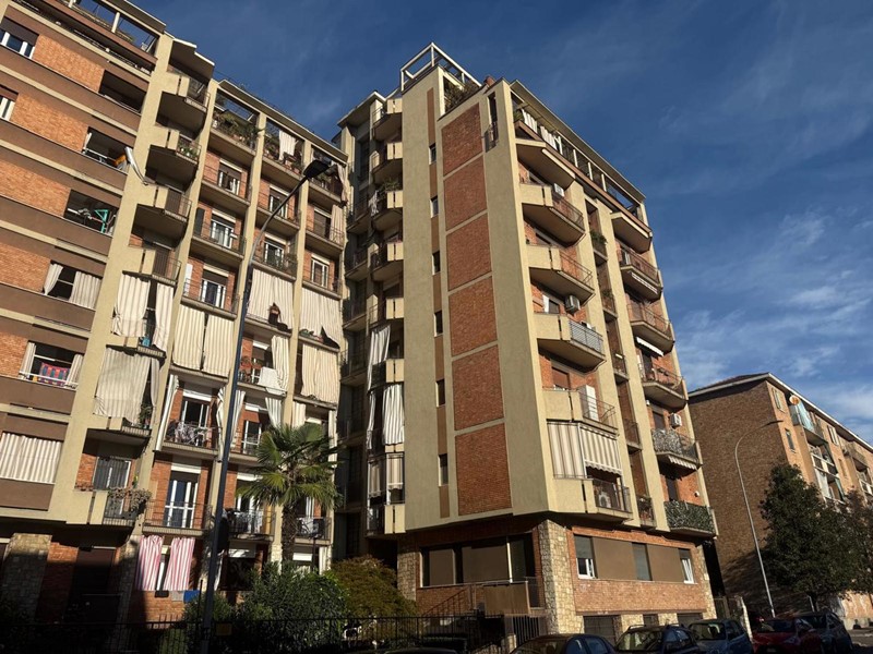 Quadrilocale in Vendita a Torino, 139'000€, 111 m²