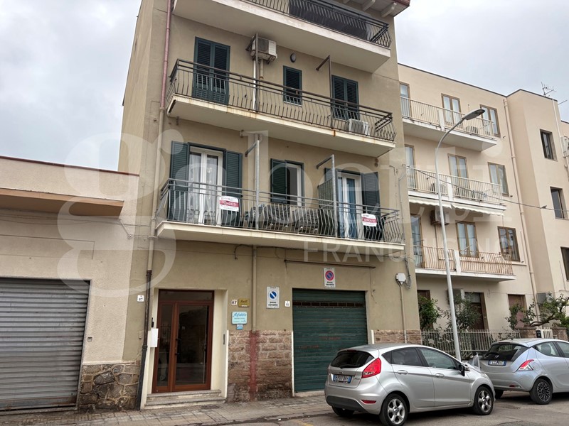 Quadrilocale in Vendita a Alghero, 360'000€, 112 m², arredato