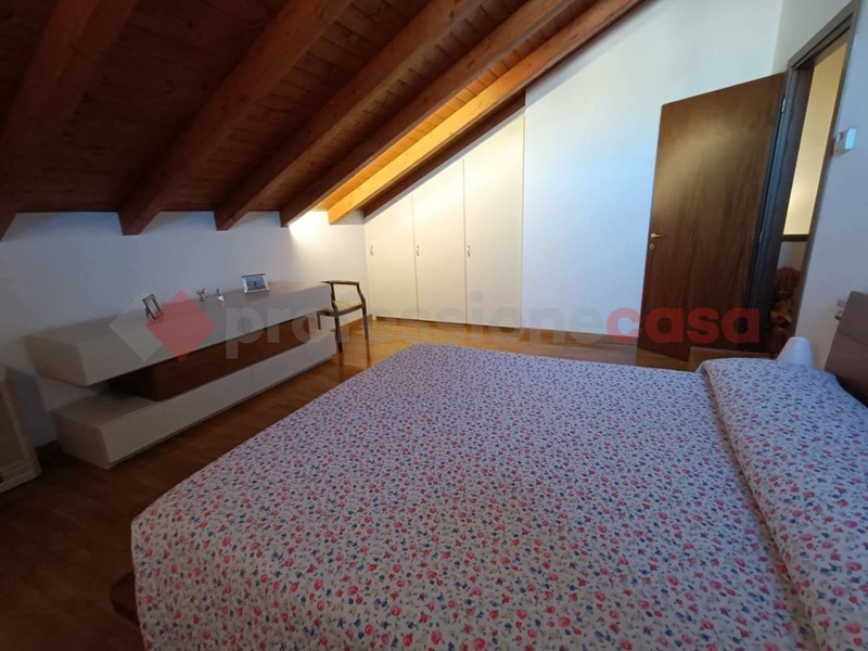 Trilocale in Vendita a Busto Garolfo, 170'000€, 80 m²