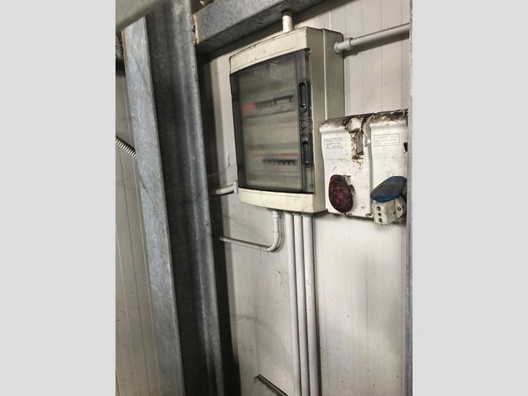 Capannone in Affitto a Palermo, 4'500€, 300 m²