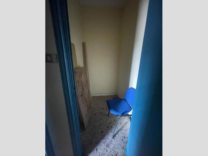 Ufficio in Affitto a Napoli, 900€, 90 m²