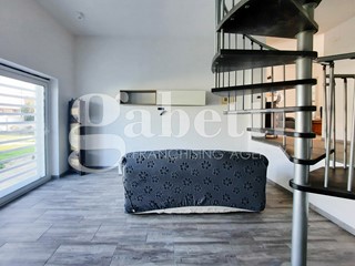 Villa in Affitto a Giugliano in Campania, 900€, 120 m²