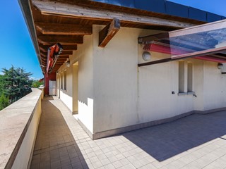 Attico in Vendita a Minerbio, 120 m², con Box