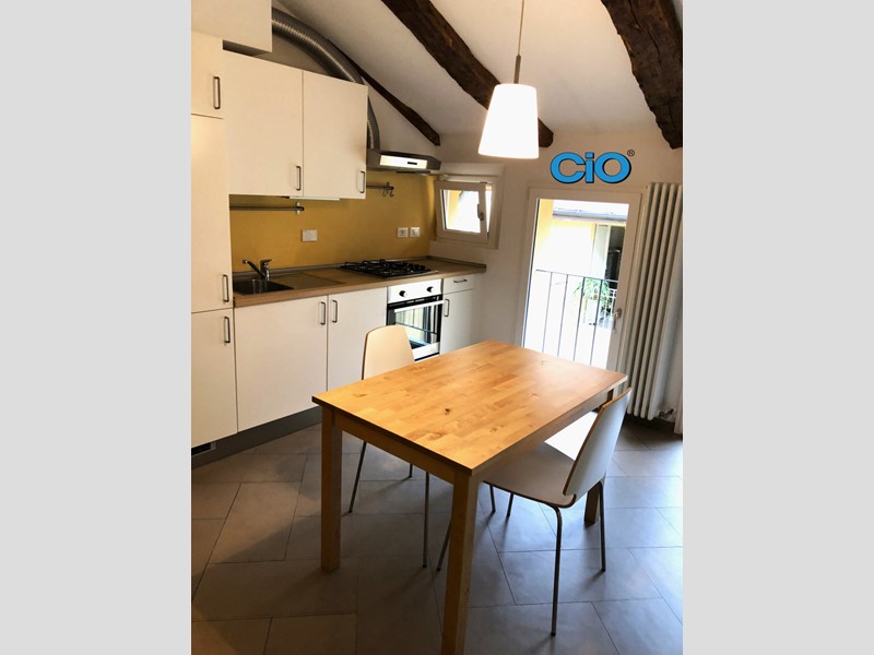 Bilocale in Affitto a Bologna, 1'100€, 60 m²