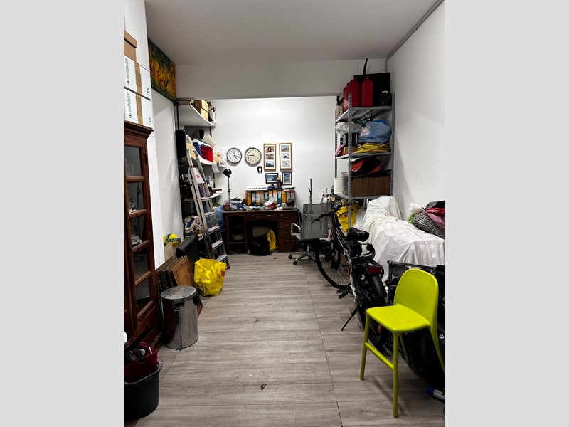 Magazzino in Vendita a Genova, zona Nervi, 90'000€, 24 m²