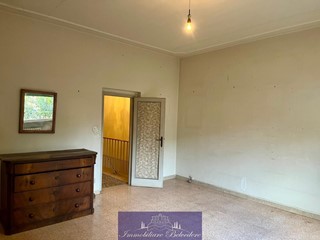 Quadrilocale in Vendita a Firenze, zona Porta Romana, 350'000€, 110 m²