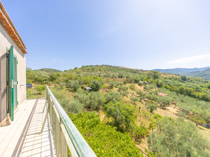 Casa Indipendente in Vendita a San Gregorio da Sassola, 60'000€, 150 m², con Box