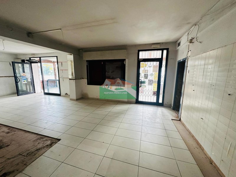 Appartamento in Vendita a Ravenna, 70'000€, 110 m²
