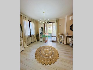 Casa Semi Indipendente in Vendita a Ravenna, 315'000€, 145 m², arredato, con Box