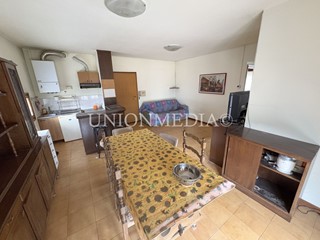 Trilocale in Vendita a Sarzana, 135'000€, 68 m², con Box