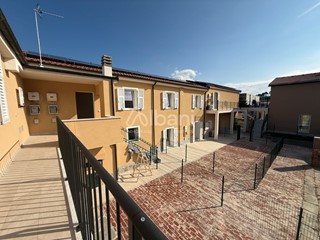Trilocale in Vendita a Sarzana, 315'000€, 97 m²