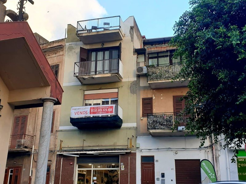 Quadrilocale in Vendita a Capaci, 130'000€, 125 m²