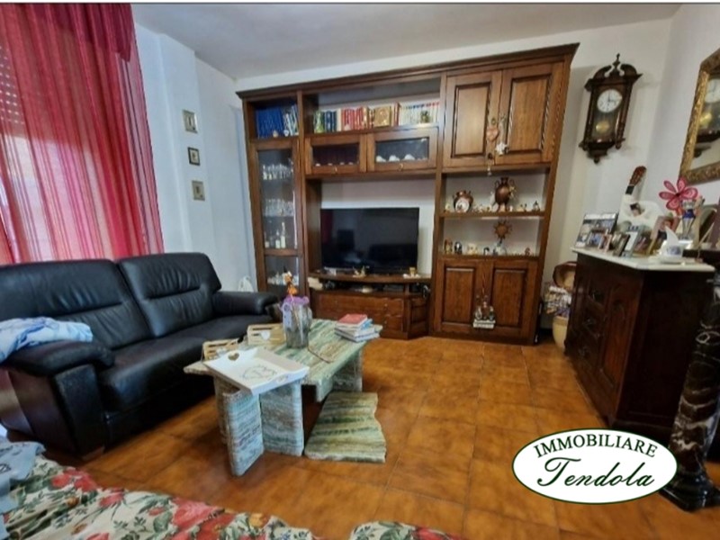 Quadrilocale in Vendita a Luni, 160'000€, 80 m²
