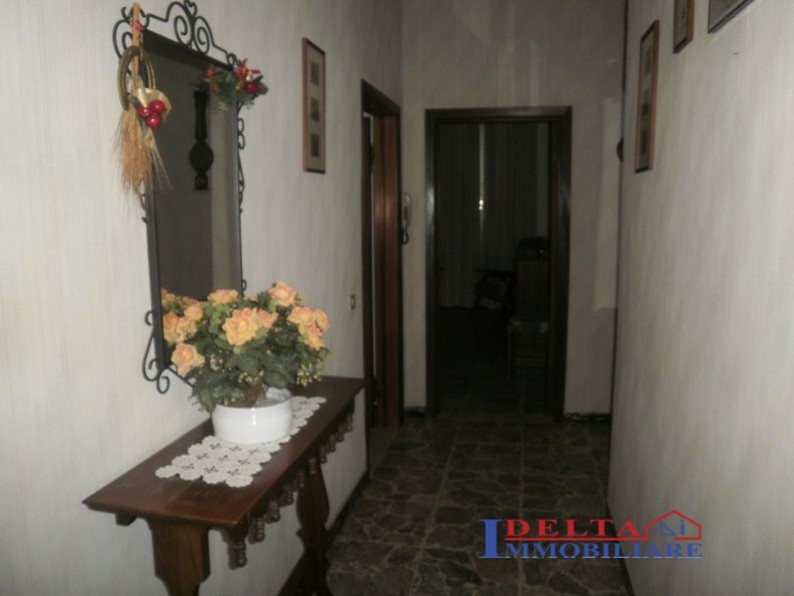 Quadrilocale in Vendita a Rosignano Marittimo, 129'000€, 80 m²