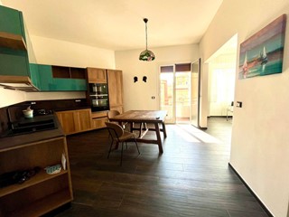 Appartamento in Vendita a Ventimiglia, 299'000€, 110 m²