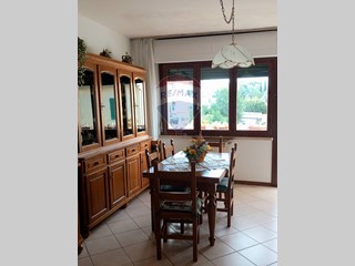 Trilocale in Vendita a Empoli, 160'000€, 73 m²