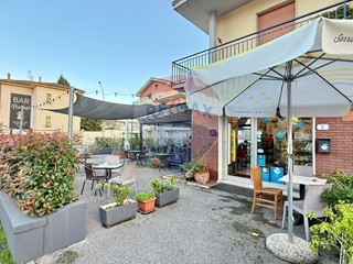 Attività commerciale in Vendita a Empoli, 130'000€, 67 m²