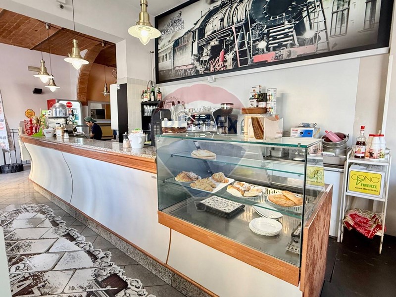 Attività commerciale in Vendita a Castelfiorentino, 40'000€, 115 m²