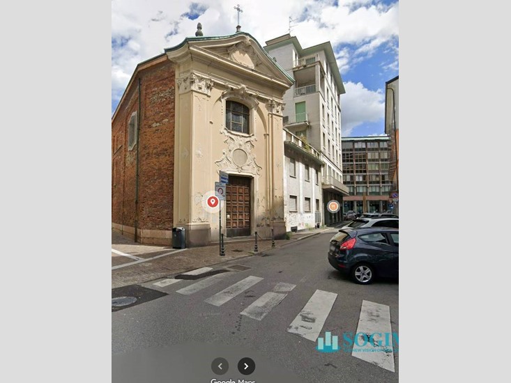 Ufficio in Vendita a Gallarate, 400'000€, 400 m²