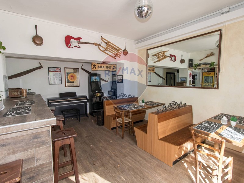 Immobile commerciale in Vendita a Montenerodomo, 125'000€, 420 m²