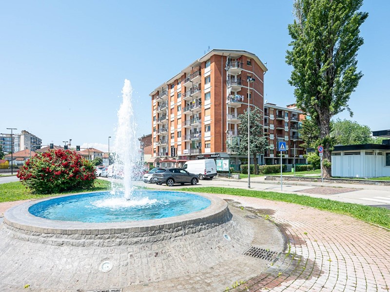 Trilocale in Vendita a Beinasco, 98'000€, 98 m²