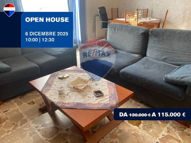 Appartamento in Vendita a Catania, 115'000&euro;, 122 m²