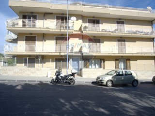 Appartamento in Vendita a Acireale, 240'000€, 200 m²