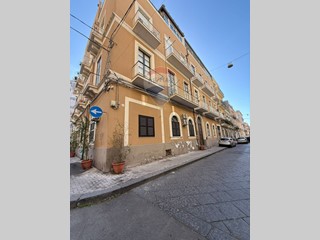 Trilocale in Vendita a Catania, 198'000&euro;, 97 m²