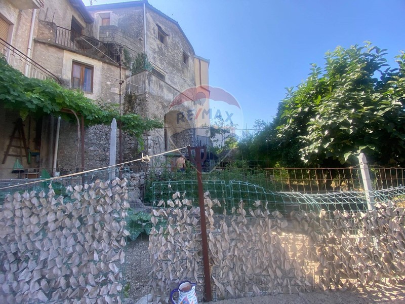 Trilocale in Vendita a Itri, 36'000€, 49 m²