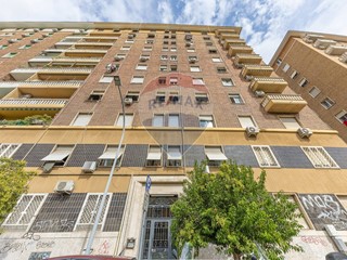 Quadrilocale in Vendita a Roma, 379'000€, 90 m²