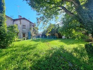 Terreno edificabile in Vendita a Remanzacco, 220'000€, 3500 m²