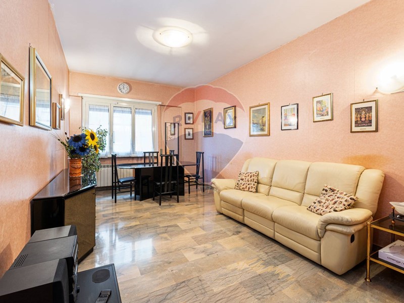 Quadrilocale in Vendita a Roma, 385'000€, 110 m²