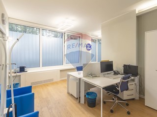 Ufficio in Vendita a Milano, 490'000€, 84 m²