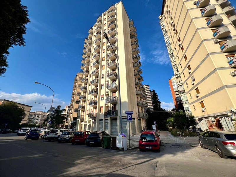 Appartamento in Vendita a Palermo, 315'000€, 136 m²