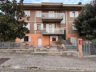 Quadrilocale in Vendita a Deruta, 59'000€, 110 m²
