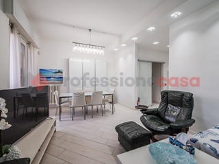 Quadrilocale in Vendita a Milano, 559'000€, 140 m², arredato