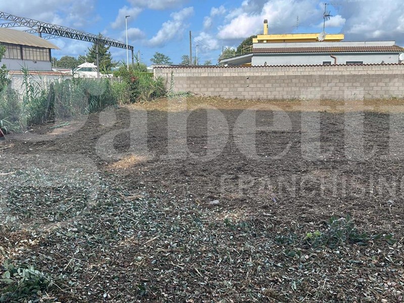 Terreno edificabile in Vendita a Nettuno, 49'000€, 1080 m²