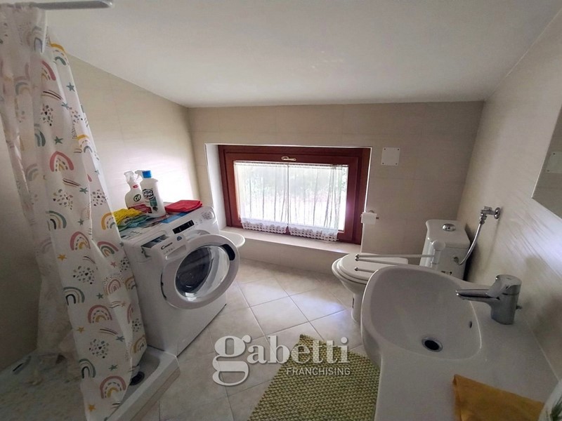 Quadrilocale in Affitto a Campobasso, 450€, 100 m², arredato