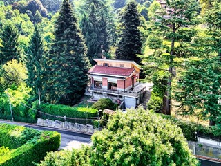 Villa in Vendita a Torino, 480'000€, 190 m²
