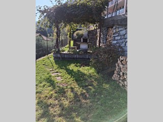 Villa in Vendita a Oliveto Lario, 630'000€, 180 m²