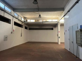 Laboratorio in Affitto a Villabate, 3'500€, 650 m²
