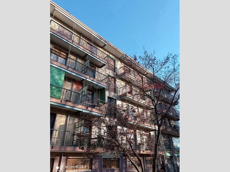 Trilocale in Vendita a Novara, 150'000€, 95 m²