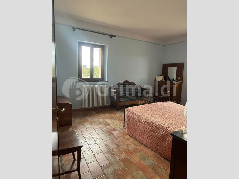 Casa Indipendente in Vendita a Campello sul Clitunno, 480'000€, 240 m²