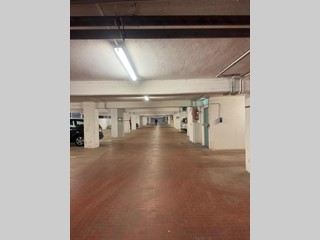 Box in Vendita a Bologna, 49'000€, 14 m²